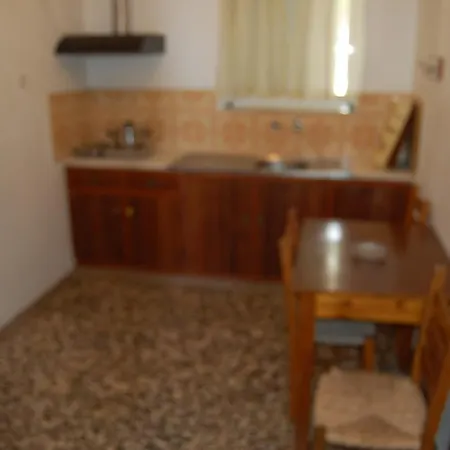 Apartment Xariklia Pefki (Evia)